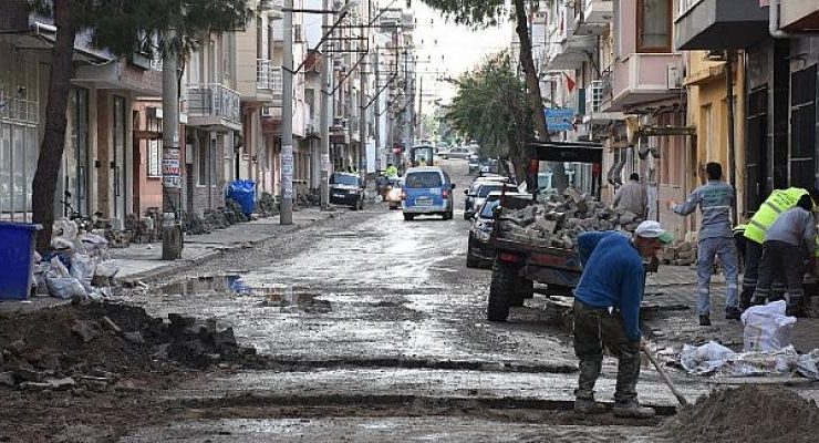 Edremit Belediyesi Yol Seferberliği Başlattı