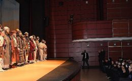 Başkan Büyükkılıç, Devlet Tiyatrosunda ‘Hacı Bektaş’ Tiyatro Oyununu İzledi
