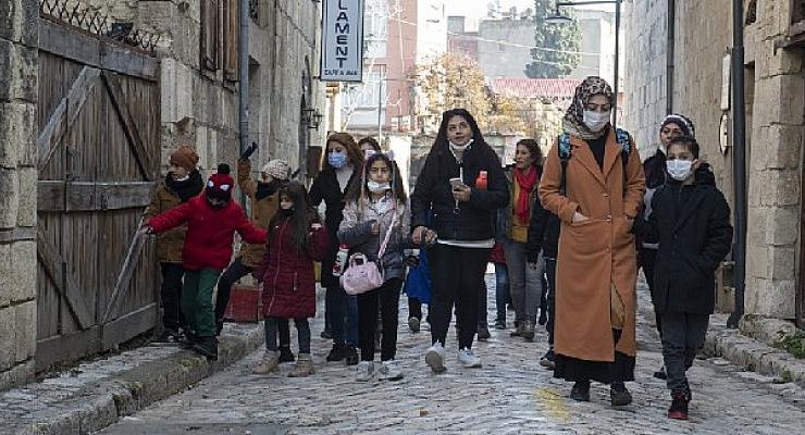 Büyükşehir Engelsiz Yaşam Parkı’nın Üyeleri Tarsus’ta Unutamayacakları Bir Gün Yaşadı