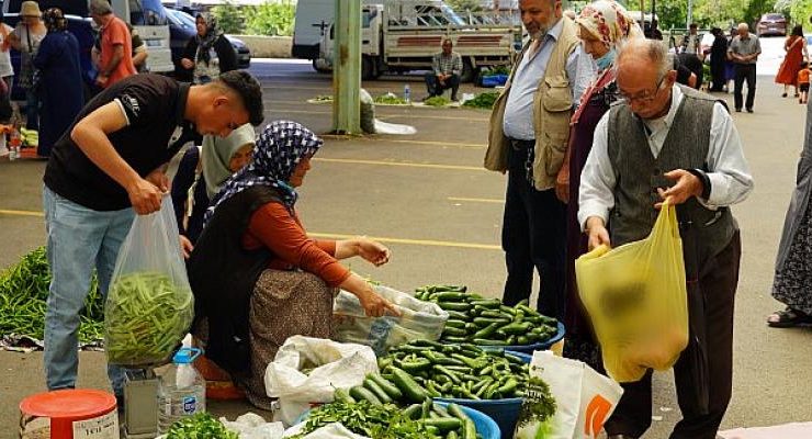 Köylü Pazarında Üreticiden Tüketiciye Taze Sebze ve Meyve