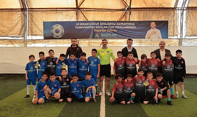 Nevşehir Belediyesi tarafından düzenlenen İlkokullar Arası 23 Nisan Halı Saha Futbol Turnuvası Çeyrek Final Müsabakaları tamamlandı