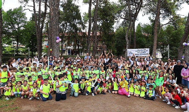Dokuz Eylül Üniversitesi'nde (DEÜ), &apos;Çocuk Oyunları Şenliği' düzenlendi