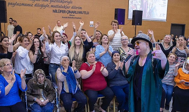 Konak'ta &apos;Anneler Günü' coşkuyla kutlandı