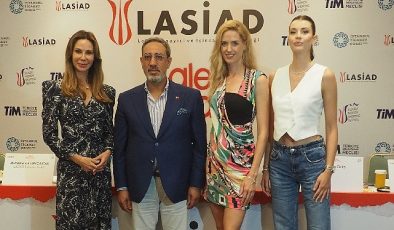 Laleli, muhteşem moda şovuna hazır