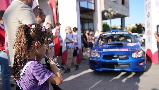 Türkiye otomobil sporları tarihinin en önemli yarışlarından biri olan Hitit Rallisi, 3 yıllık aradan sonra 48. kez Keçiören'de verilen startla başladı